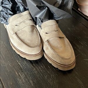 Women’s Tan Suede Loafers 8.5